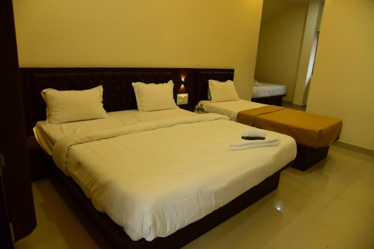 M G Residency Hotel Chikmagalur Exterior photo