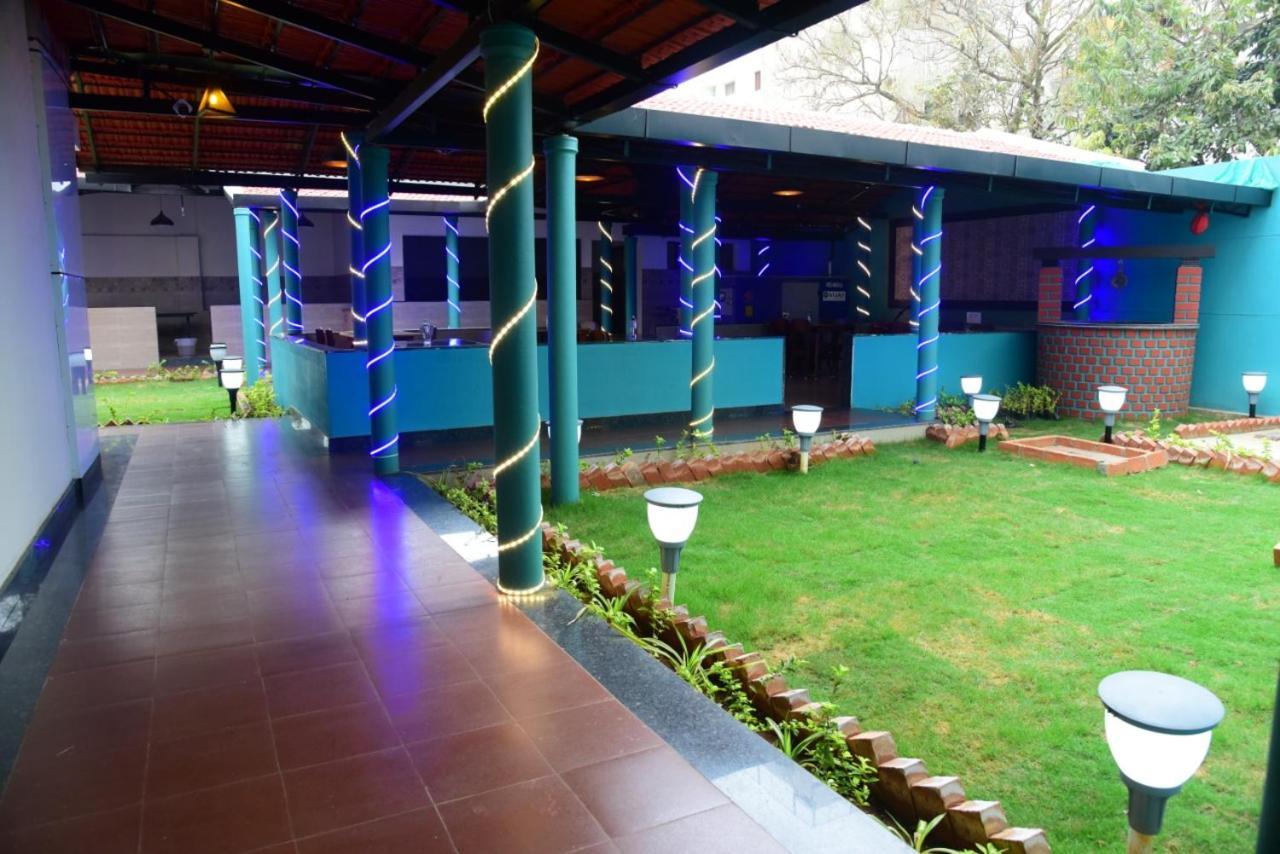 M G Residency Hotel Chikmagalur Exterior photo